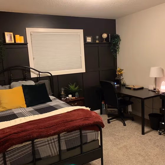 Bm Onyx Bedroom
