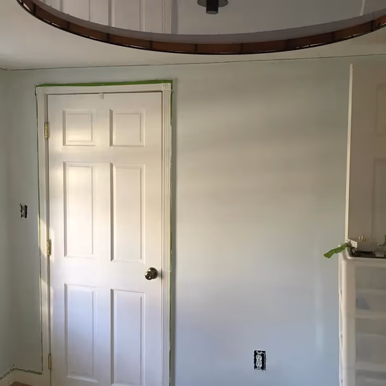 Patriotic White wall paint