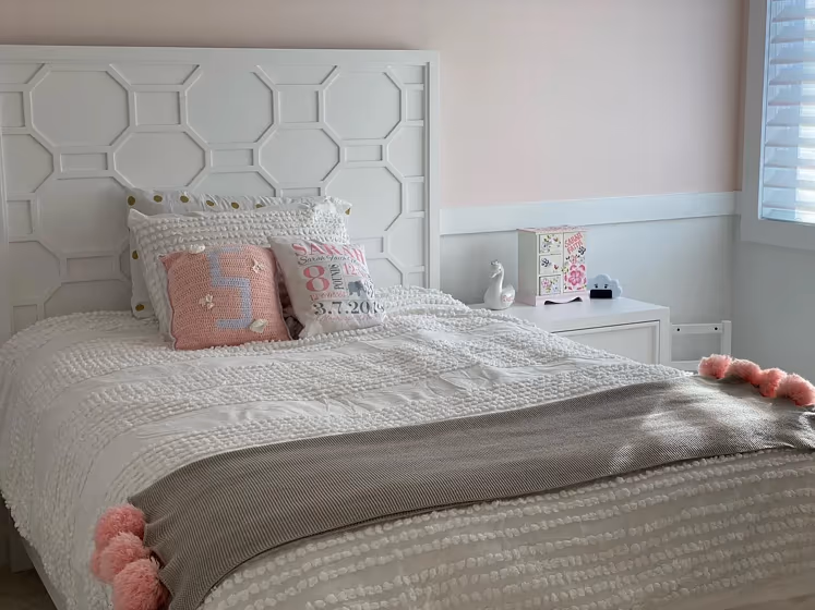 Benjamin Moore Pink Bliss bedroom review
