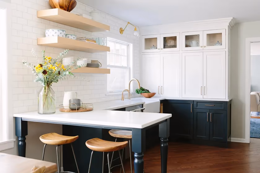 Benjamin Moore 2062-10 kitchen cabinets review