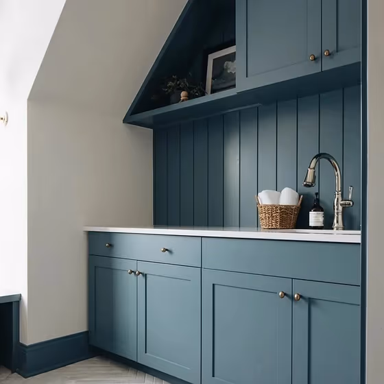 Benjamin Moore AC-24 laundry room color