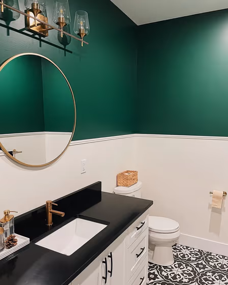 Benjamin Moore Rainforest Foliage bathroom paint