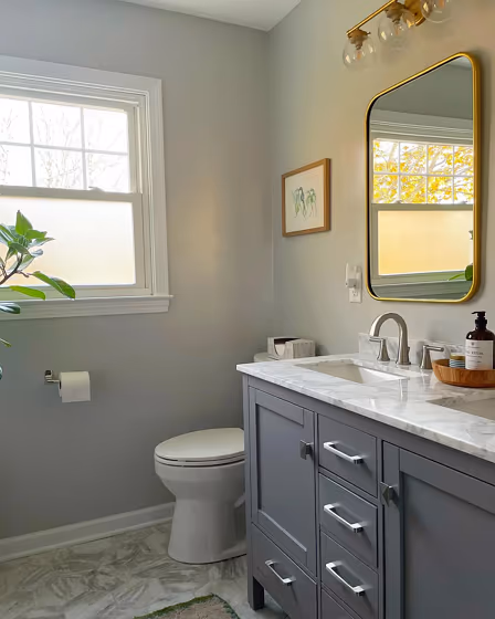 Benjamin Moore Stonington Gray Bathroom