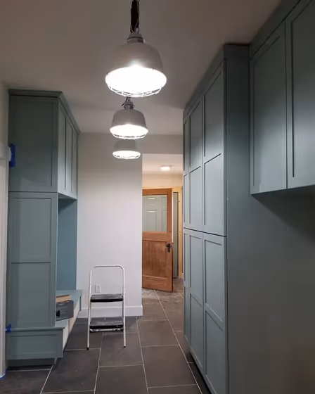 Hc-142 Painted Storage