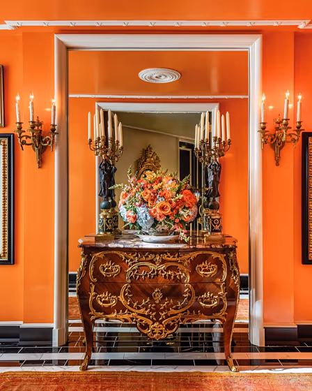 Benjamin Moore Tangerine Melt wall paint color