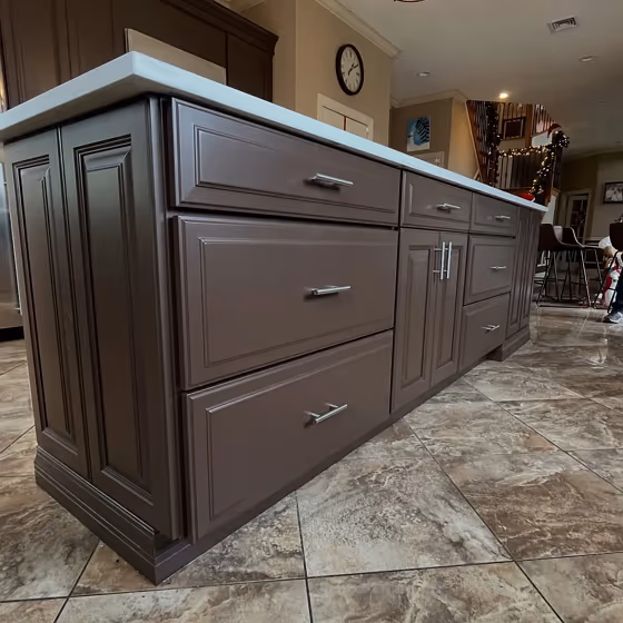 Van Buren Brown kitchen cabinets review