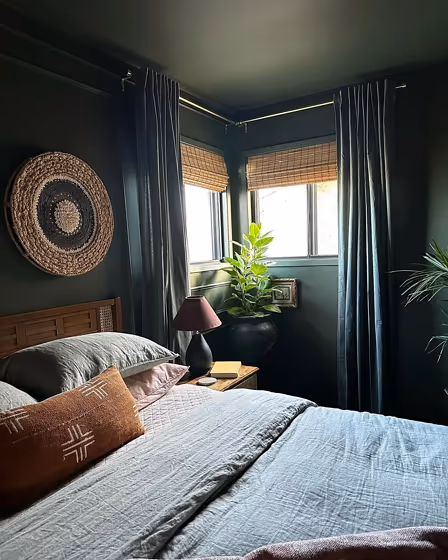 Vintage Vogue bedroom paint review