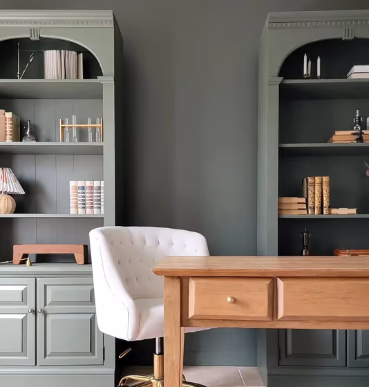 Benjamin Moore Vintage Vogue home office interior idea