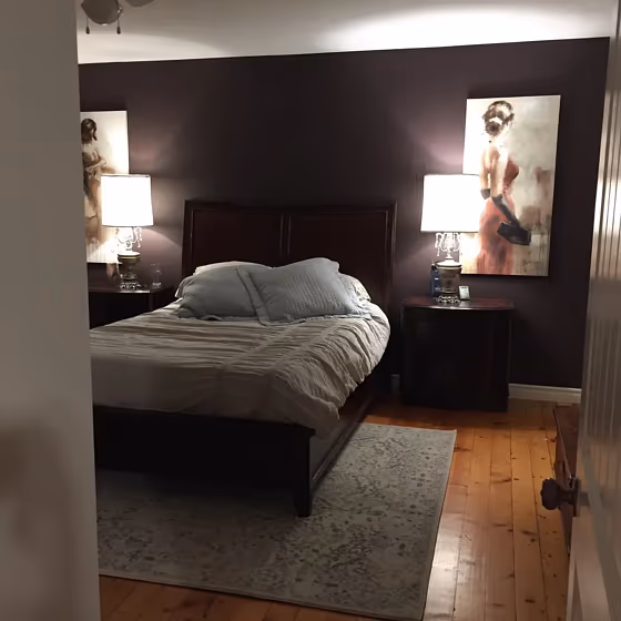 Benjamin Moore Vintage Wine bedroom interior