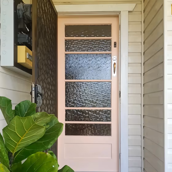 Benjamin Moore Whispering Peach front door color