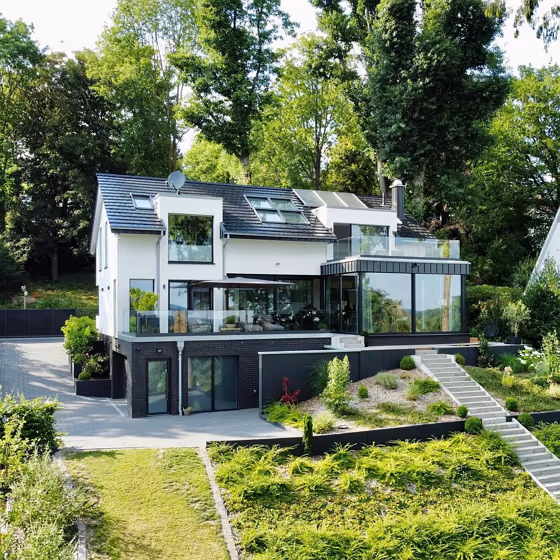 RAL Classic Black grey RAL 7021 house exterior