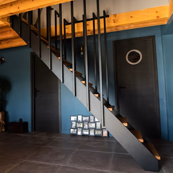 RAL Classic Black grey RAL 7021 stairs
