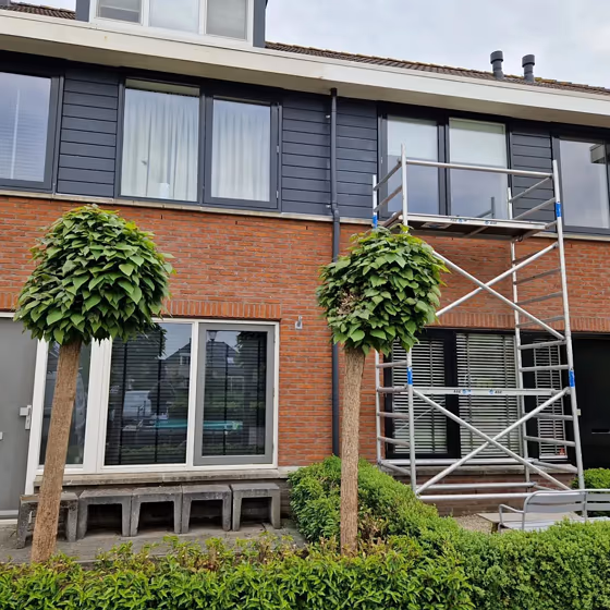 RAL Classic Black grey RAL 7021 house exterior