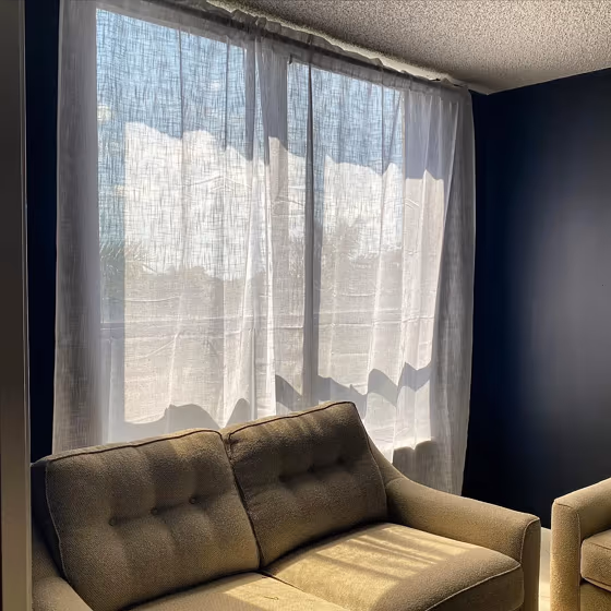 SW Black Magic living room