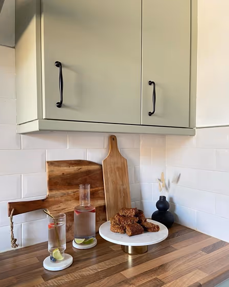 Farrow and Ball Blue Gray 91 kitchen cabinets