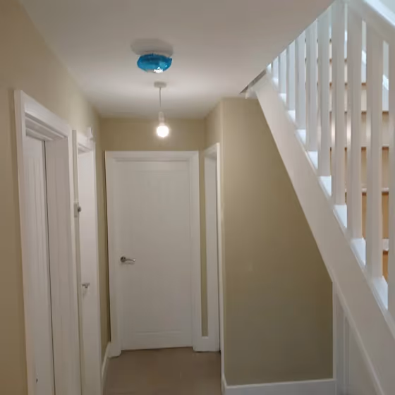 Dulux Gooseberry Fool 5 hallway paint