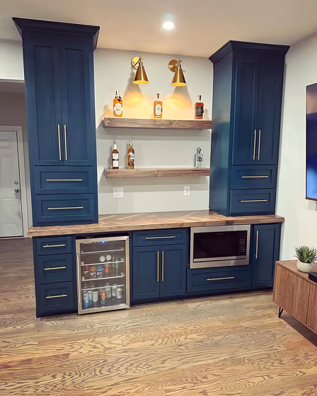 Cascades Kitchen Cabinets