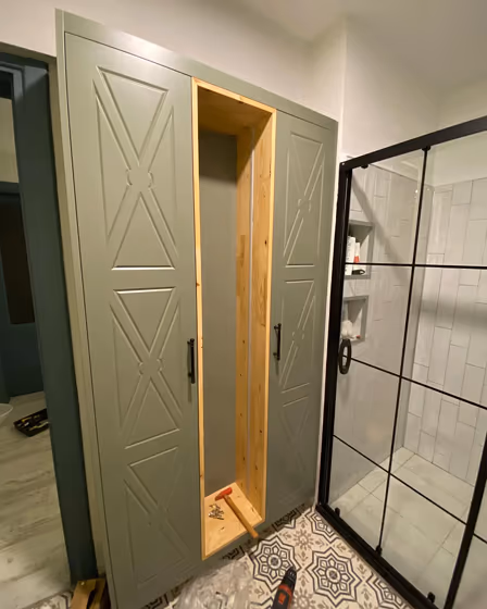 RAL Classic Cement grey RAL 7033 bathroom