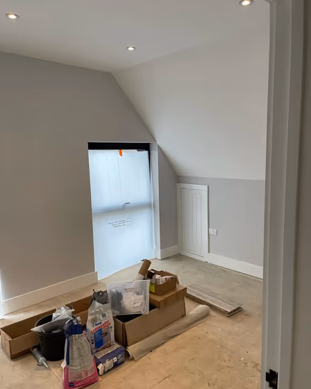 Dulux Chalk Blush 3 wall paint 