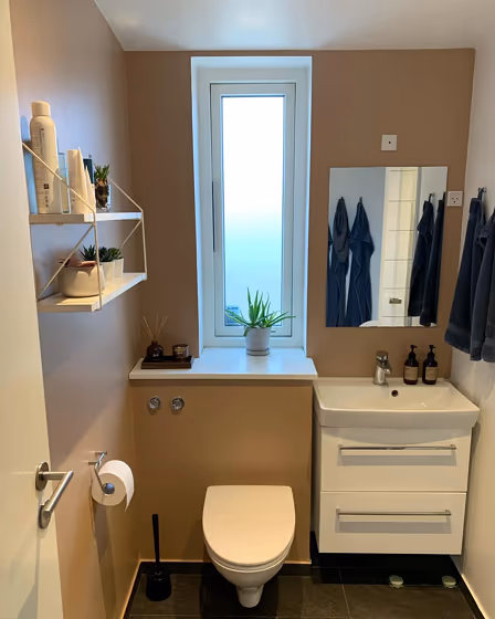 Jotun 12120 bathroom review