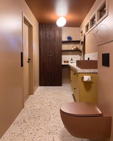 Jotun Desert Pink bathroom paint