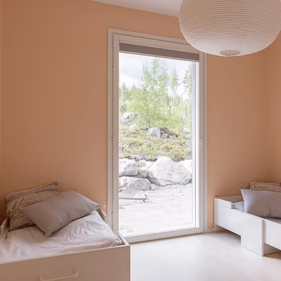 Peach walls interior Tikkurila H405 Doll