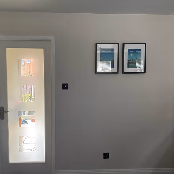 Dulux Pale Nutmeg hallway color review