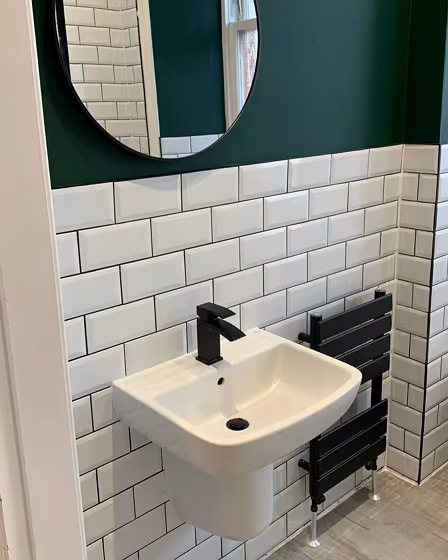 Dulux Everglade Forest bathroom color