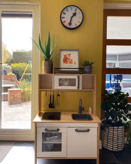 Farrow and Ball Citrona CC3 wall paint