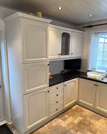Farrow and Ball Dimity cozy kitchen cabinets