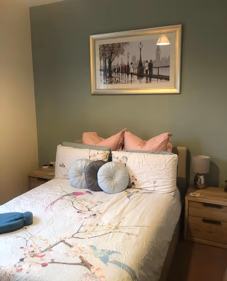 Farrow and Ball Green Blue victorian bedroom accent wall