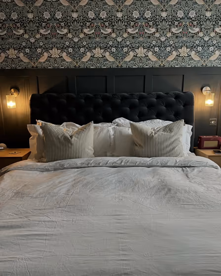 Farrow and Ball Hopper Head bedroom wall panelling