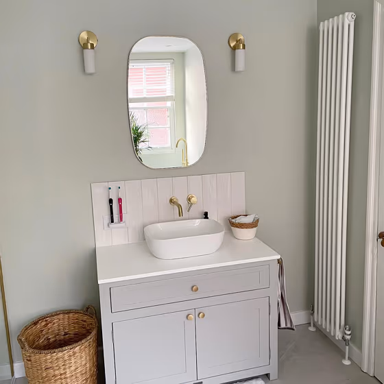 Farrow and Ball Pale Powder 204 bathroom