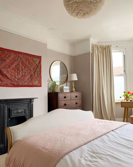 Farrow and Ball Peignoir 286 bedroom