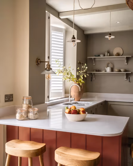 Farrow and Ball Picture Gallery Red 42 kitchen island