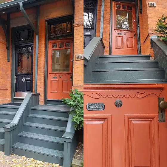 Farrow and Ball Picture Gallery Red 42 front door