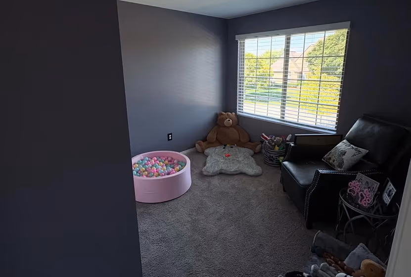 Gris Morado kids' room review