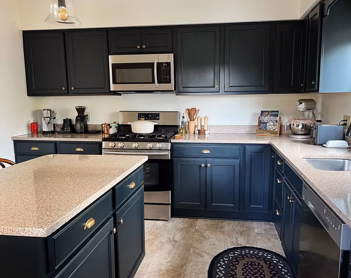 SW 6992 kitchen cabinets paint