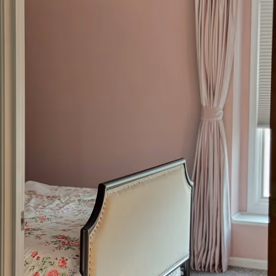 SW Insightful Rose bedroom color review
