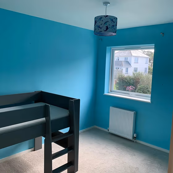 Dulux 17BG 36/333 kids' room color review