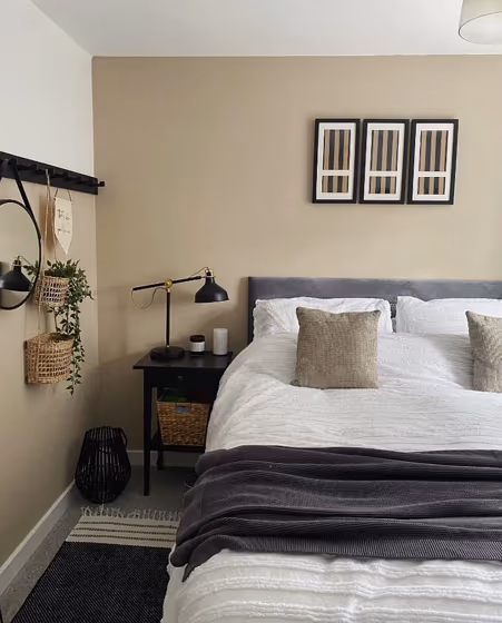 Farrow and Ball 293 bedroom review