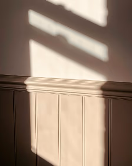 Jitney cozy hallway color