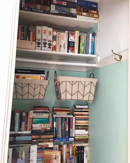 Sherwin Williams Jocular Green Wall Paint