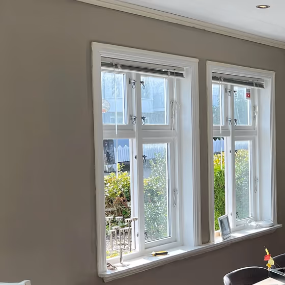 Jotun Present wall paint color