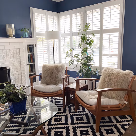 Benjamin Moore Kensington Blue CC-780 living room