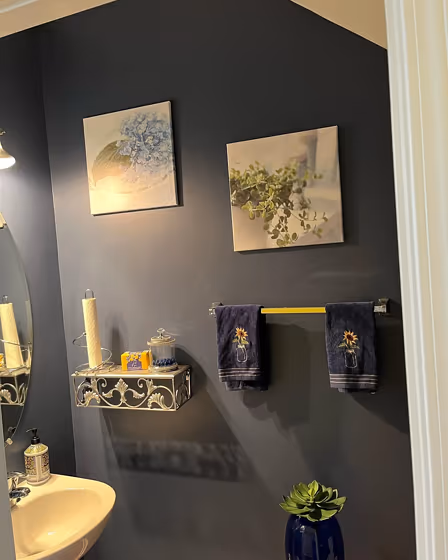 Benjamin Moore Kensington Blue CC-780 bathroom