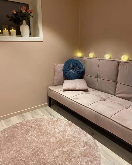 Jotun Deco Pink living room color