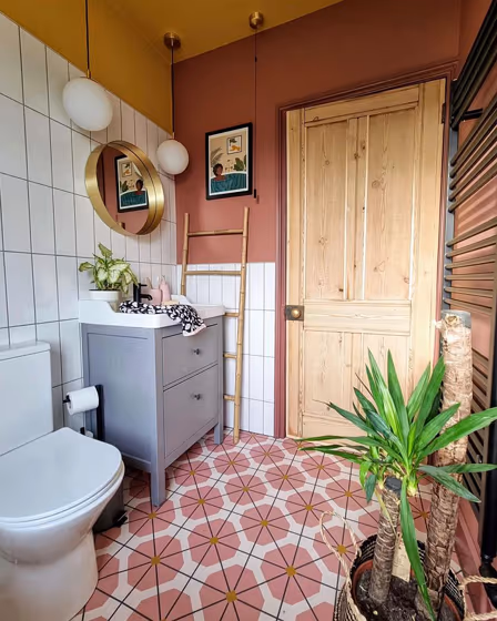 Little Greene Ashes of Roses 6 bathroom