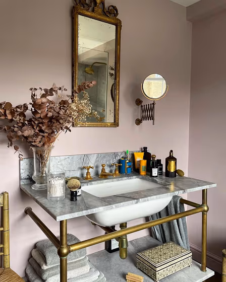 Little Greene Dorchester Pink 213 bathroom