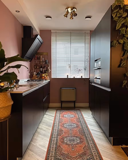 Pink kitchen Little Green Hellebore 275 paint